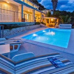Luxury 6 Bedroom Seafront Villa with pool and Separate Apartment along Secluded Beach near Hvar Town, Sleeps 10-12